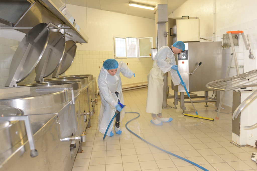 food and catering cleaning